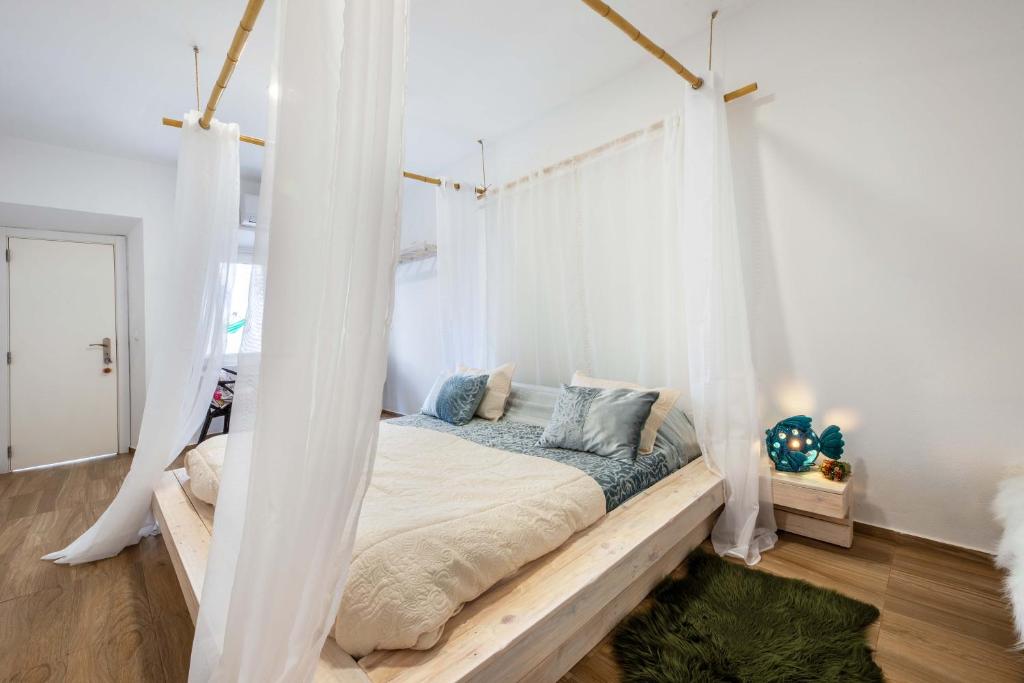 O Quintal Guesthouse room 6